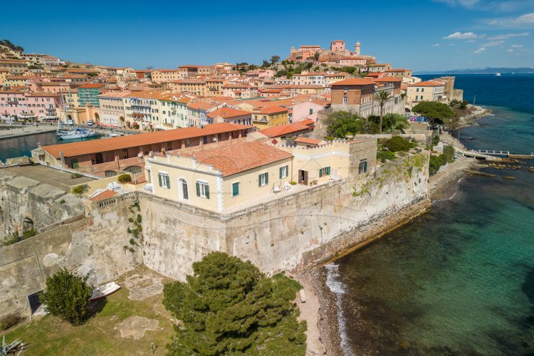 Dimora Le Fortezze<